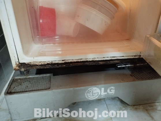 Fridge sale hobe